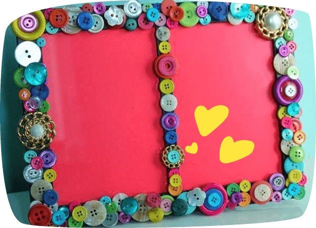 cadre décoré avec des boutons